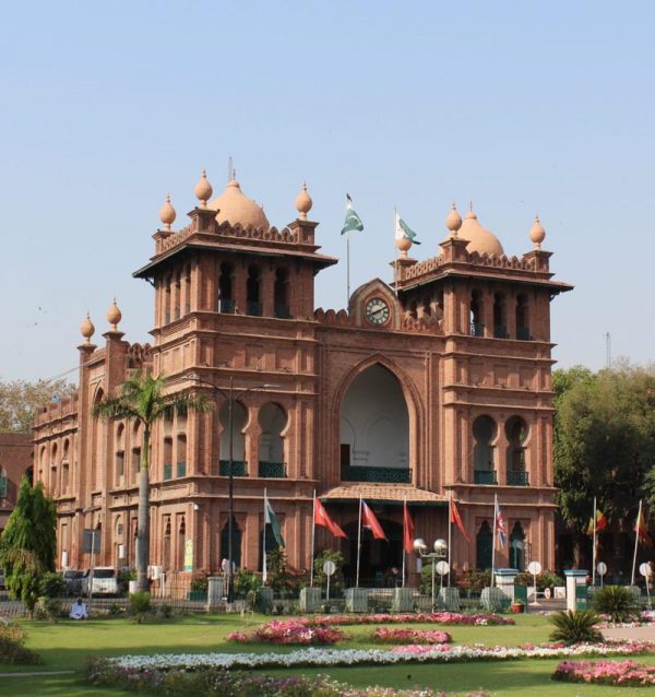 town_hall_wall_clock_lahore_2